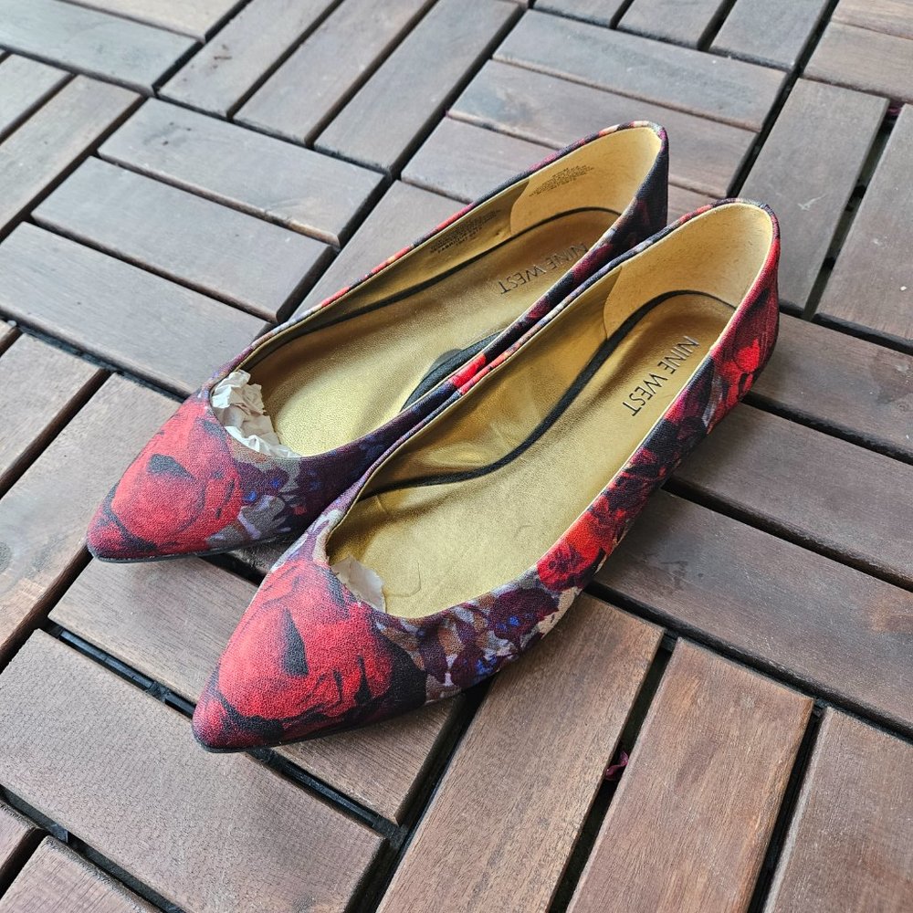 Nine West | Floral Flats - 6.5 - Picture 2 of 3